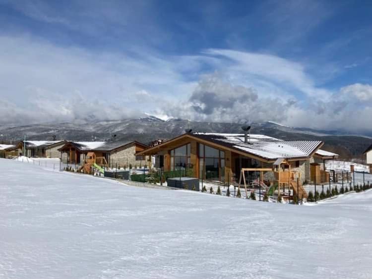 Mountain Villa Jordan- With Jacuzzi Razlog Bagian luar foto